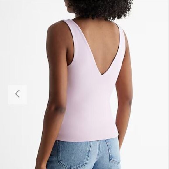 New Express Body Contour High Compression Double V-Neck Tank - size XL - Picture 3 of 3